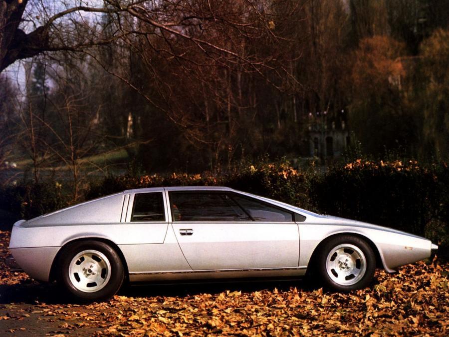  Lotus Esprit Concept 1972 года  (фото 2 из 2)